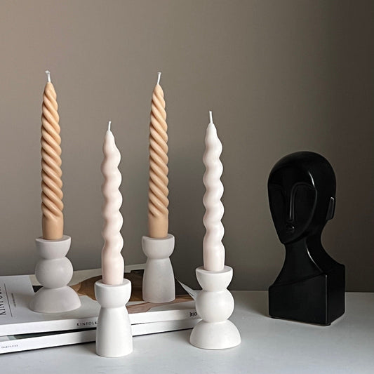 Runder Kerzenständer aus Jesmonite: Minimalistische Tischdekoration