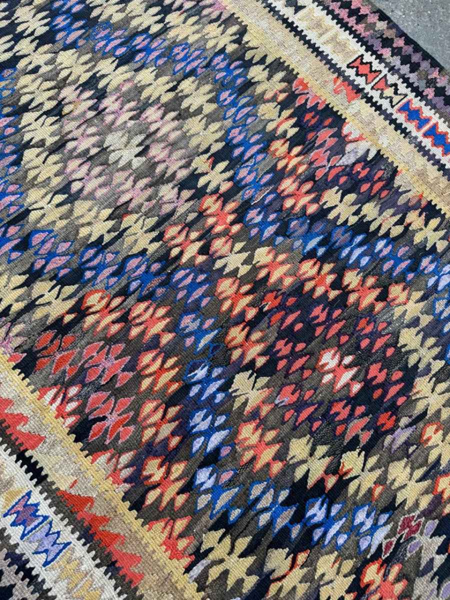 Persian Qazvin Kilim Runner | 3' 3" x 8' 11"