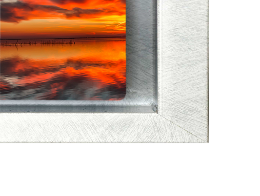 Floating Frame gebürstet weiß
