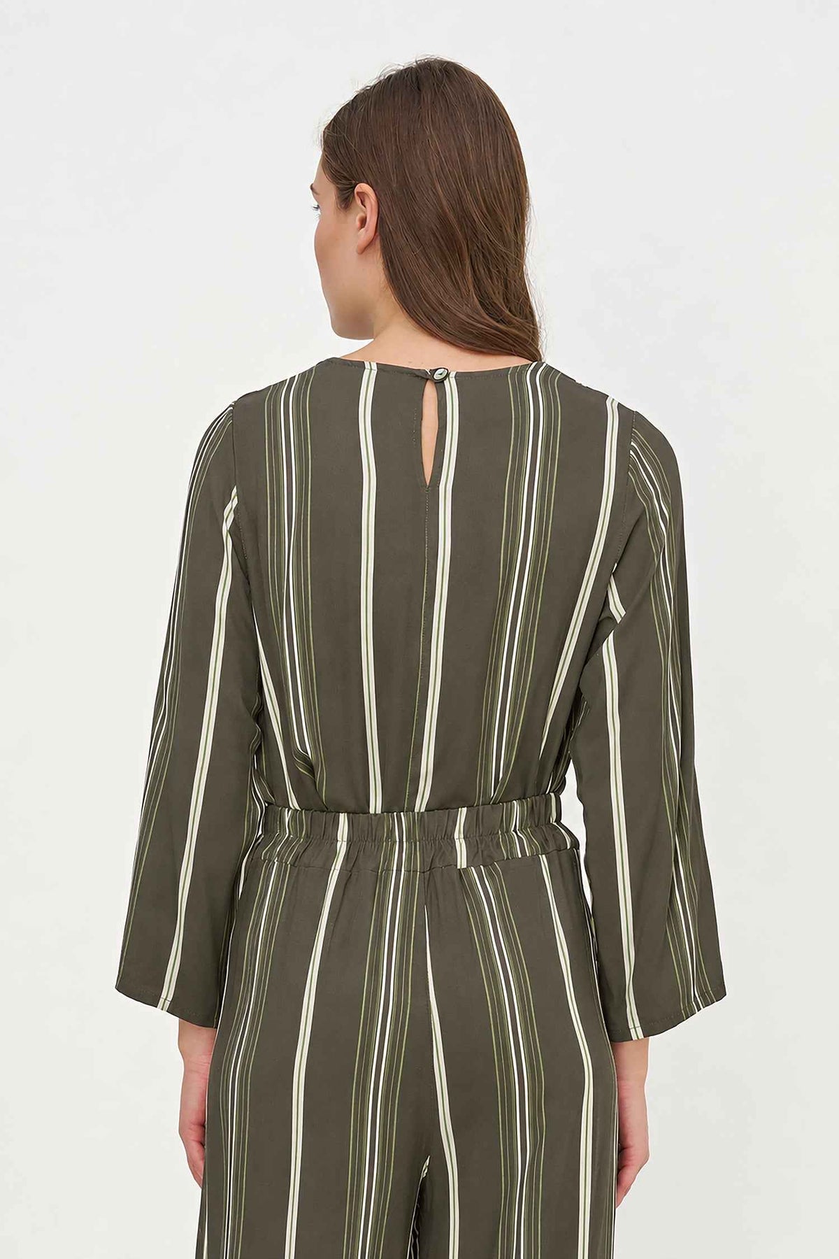 Women's Printed Woven Top with Long Sleeves & Chest Cutout Detail