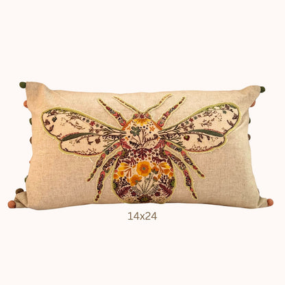 Bestickter Hummel-Leinen-Lendenkissenbezug – Boho-Bauernhaus-Dekokissen mit Pompons
