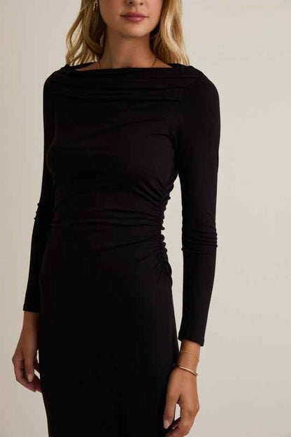 Amara Off-Shoulder Maxi Dress