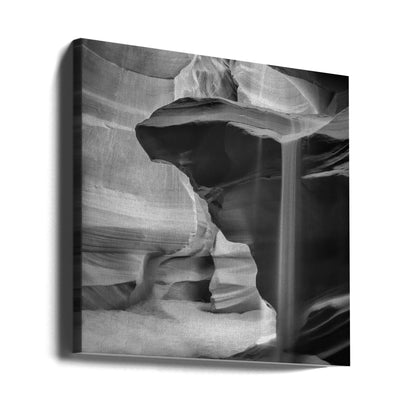 Wandbild MONOCHROMES ANTELOPE CANYON Fließender Sand