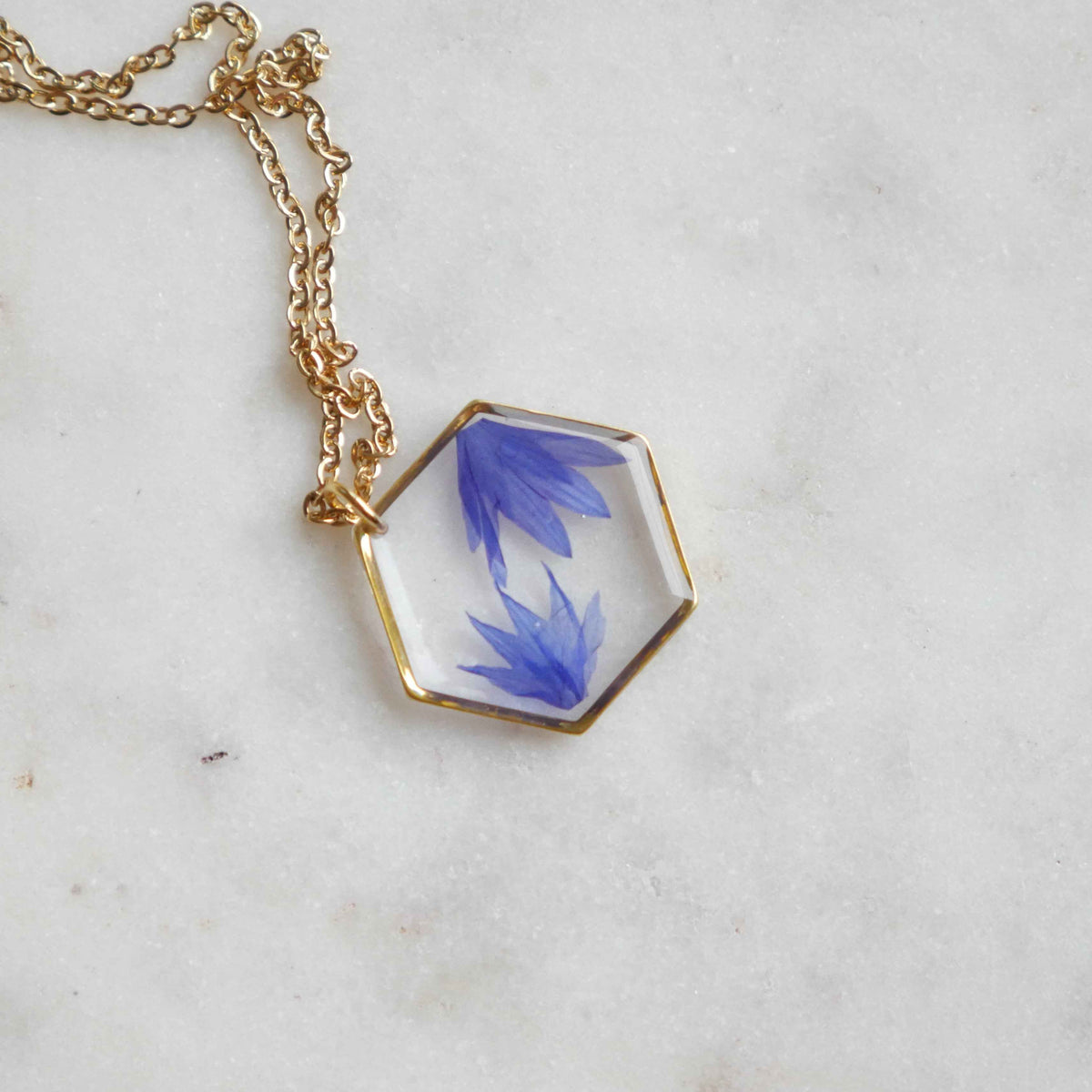 Collier Blu - hexa (moyen)