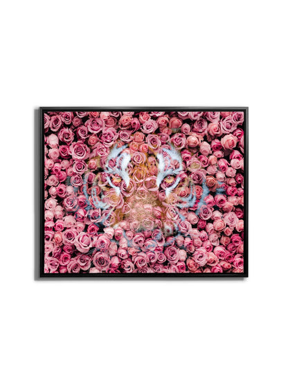 Tiger in the Rose-Wildtier Leinwanddrucke- Tierkunst- Goldlack