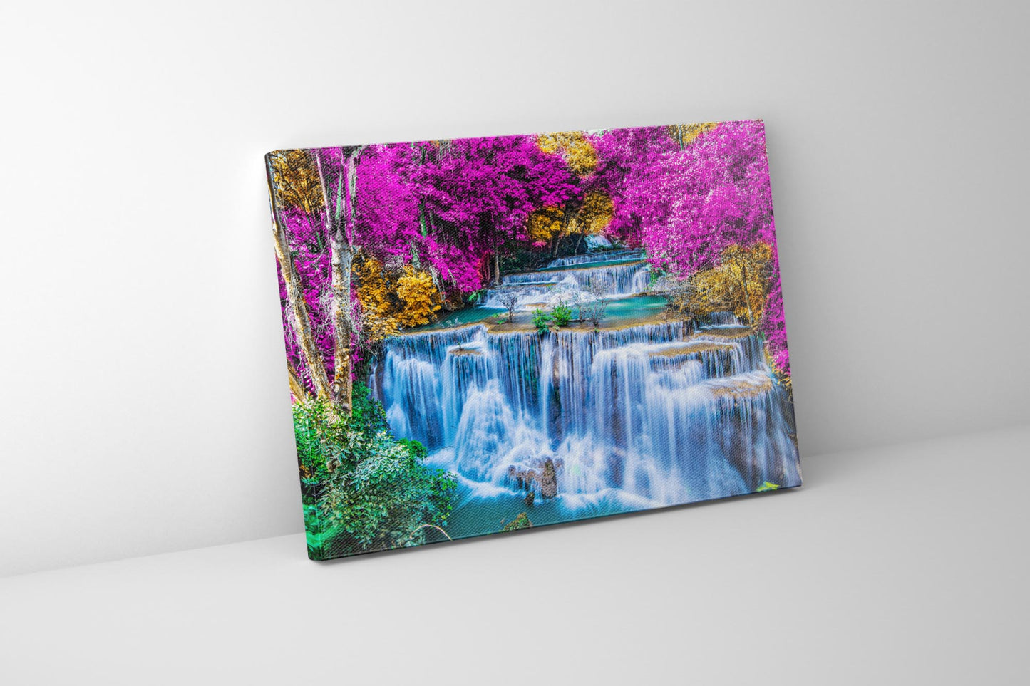 Tierwelt-Wandkunst – Majestätische Wasserfalllandschaft – Leinwanddruck