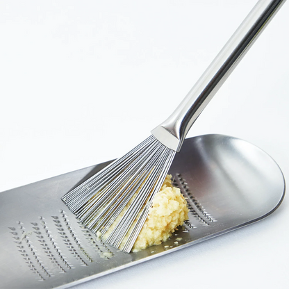 Eatoco Hake Grater Brush – Japanischer Edelstahl-Reibebürstenreiniger