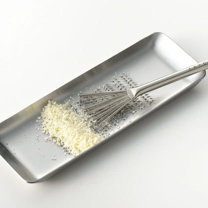Eatoco Hake Grater Brush – Japanischer Edelstahl-Reibebürstenreiniger