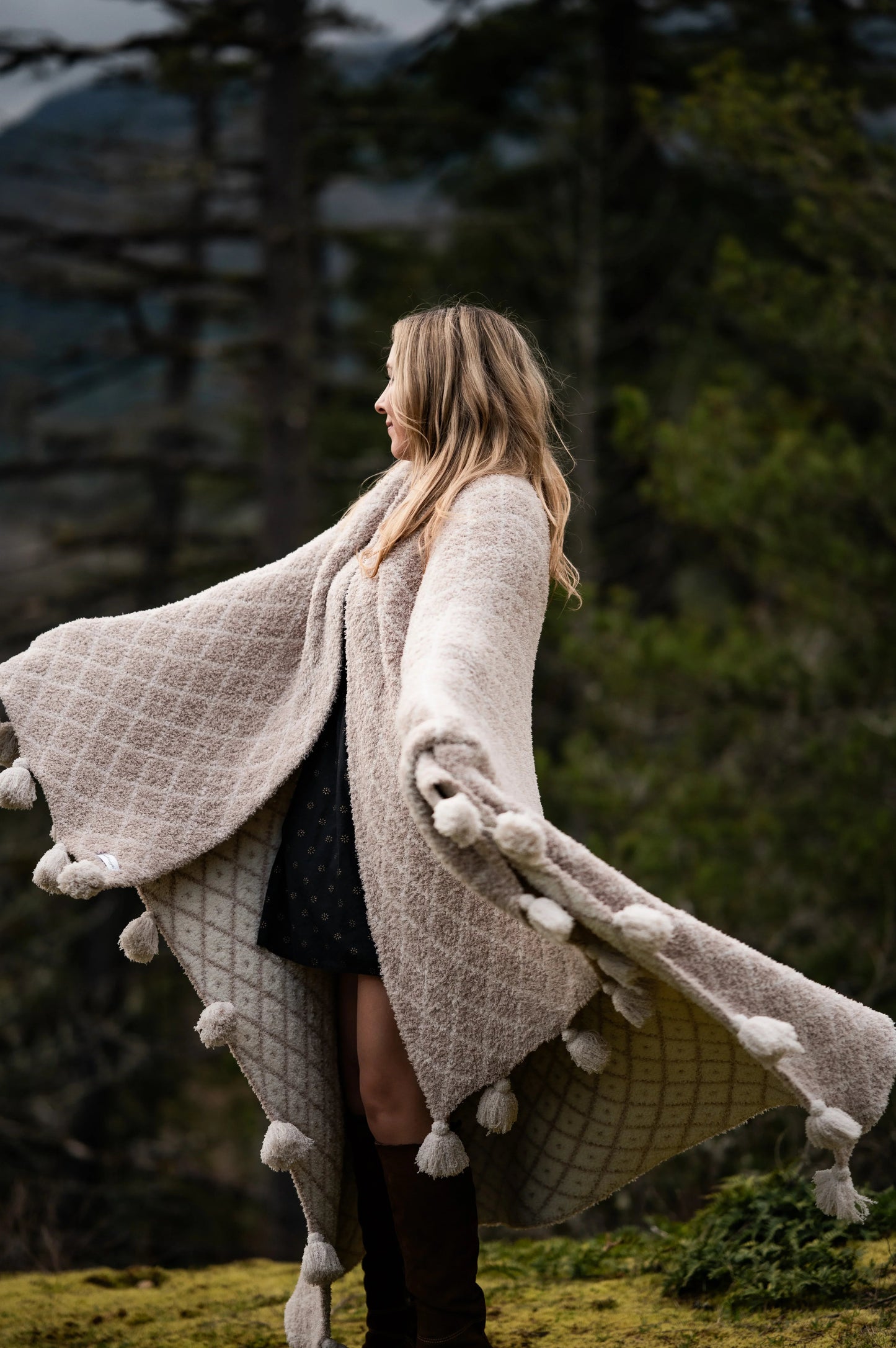 Regentag & Schleierkraut Diamond Point 2.0 mit Quasten Print Extended Throw
