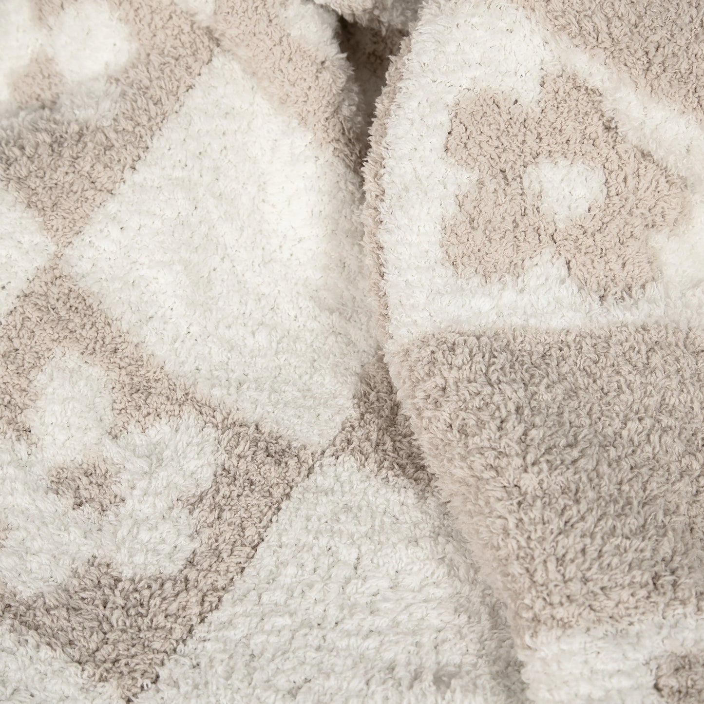 Blushing Beige & White Flower Power Print Kleinkinddecke