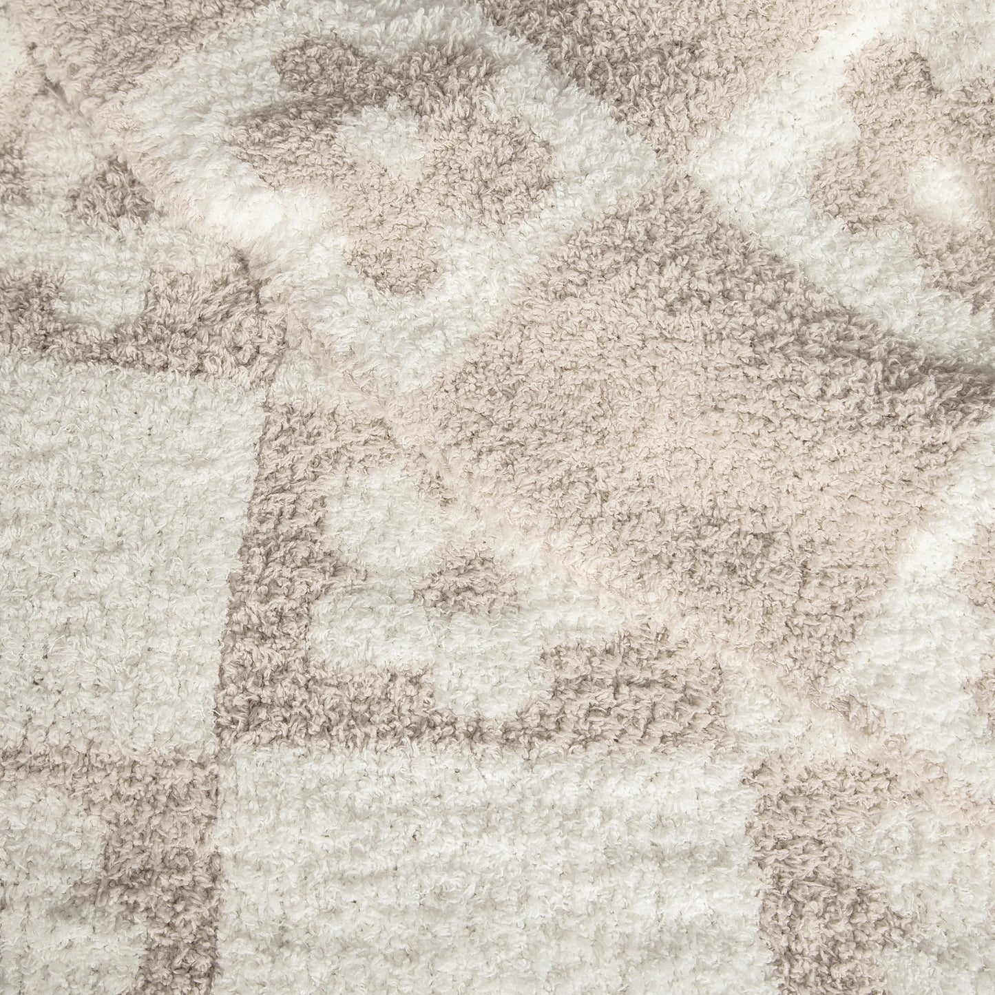 Blushing Beige & White Flower Power Print Kleinkinddecke