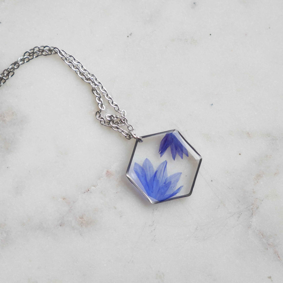 Collier Blu - hexa (moyen)