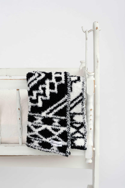 Schwarz-weißes Diamant-Kuscheltuch/-Decke für Babys