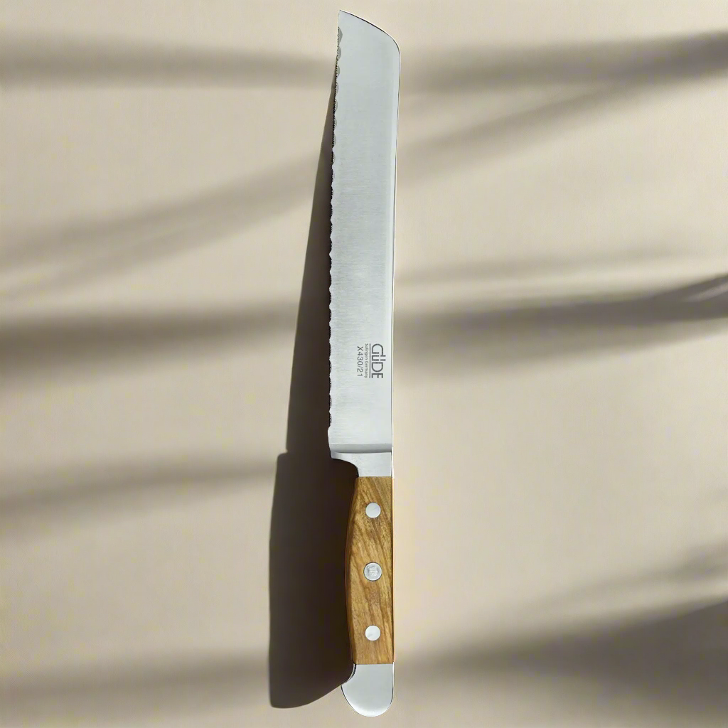 ALPHA OLIVE | Brotmesser 20 cm Klinge | Handgeschmiedet / Olivenholzgriff