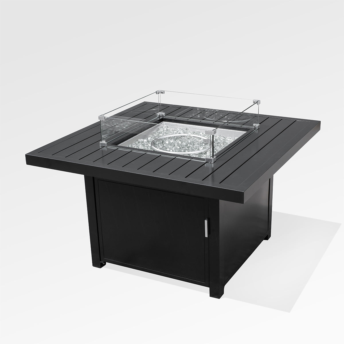 Feuerstelle aus schwarzem Aluminium in quadratischer Ausführung für Draußen mit Windschutz & Abdeckung
