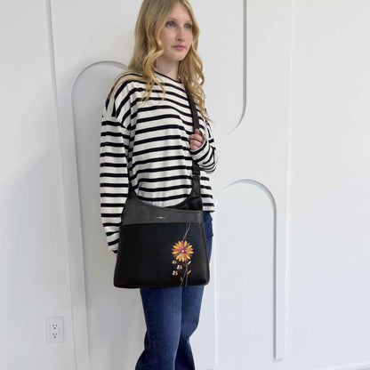 Lanta Messenger Bag