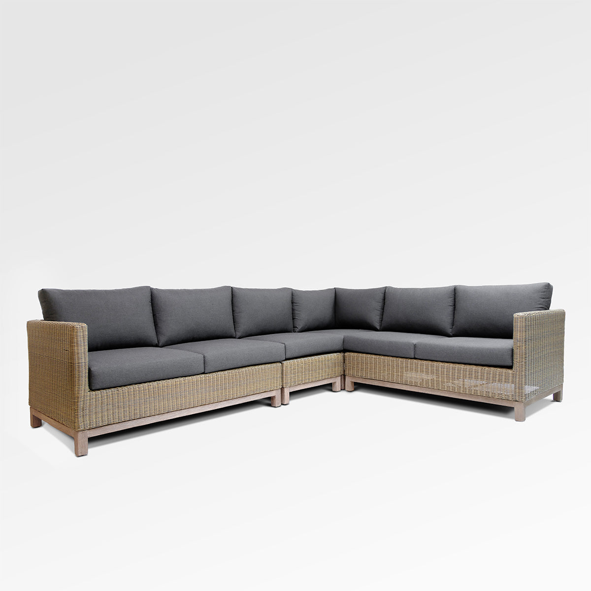Olive 6-Sitzer Ecksofa mit Sunbrella® Spectrum Carbon Polstern