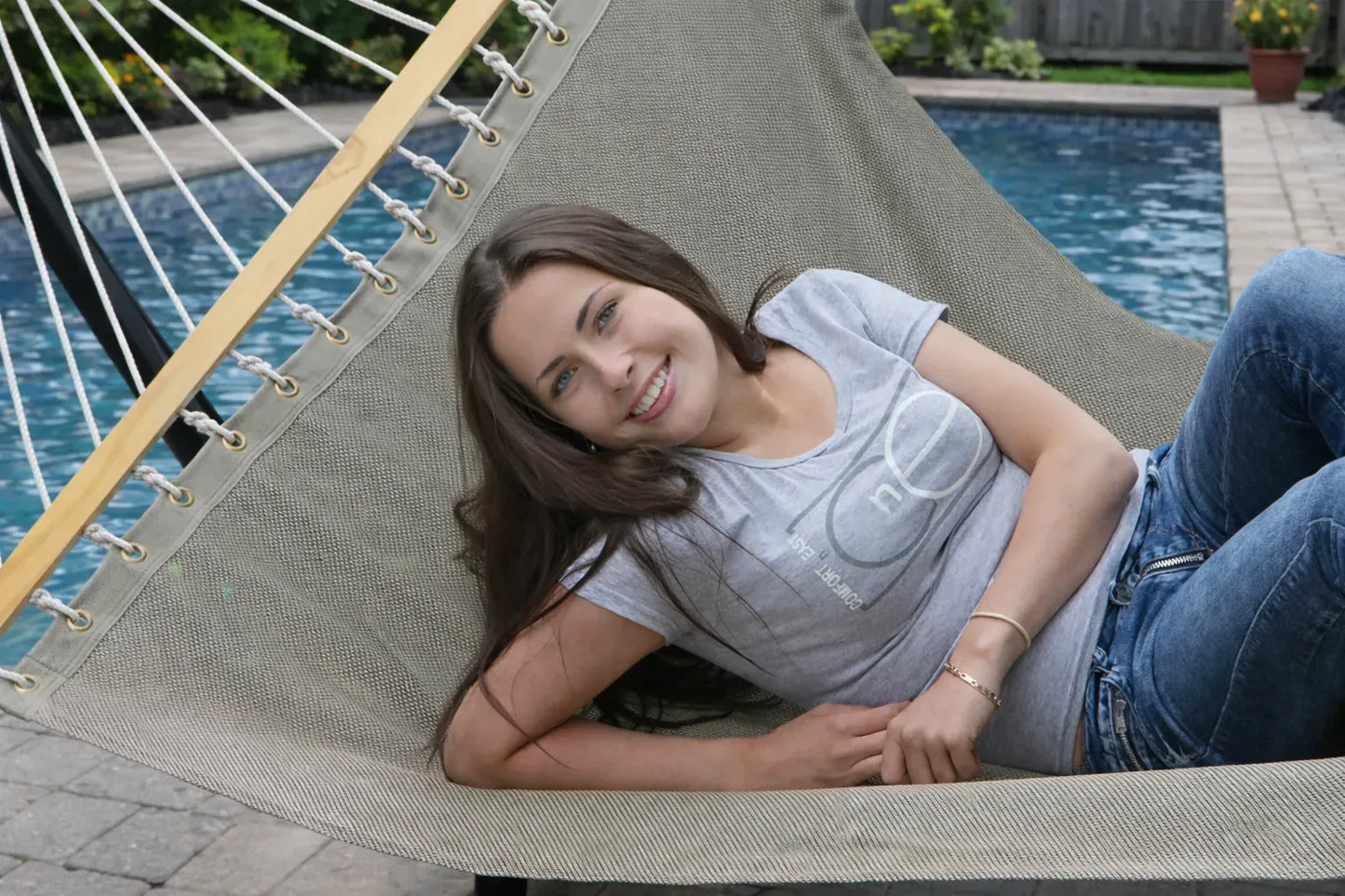 Poolside | Lake Hammock with 3-Beam Stand