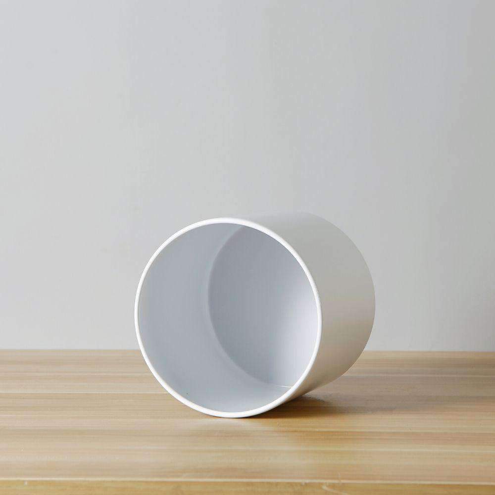 Shira White Pflanzgefäß mit Haarnadelbeinen (61cm)