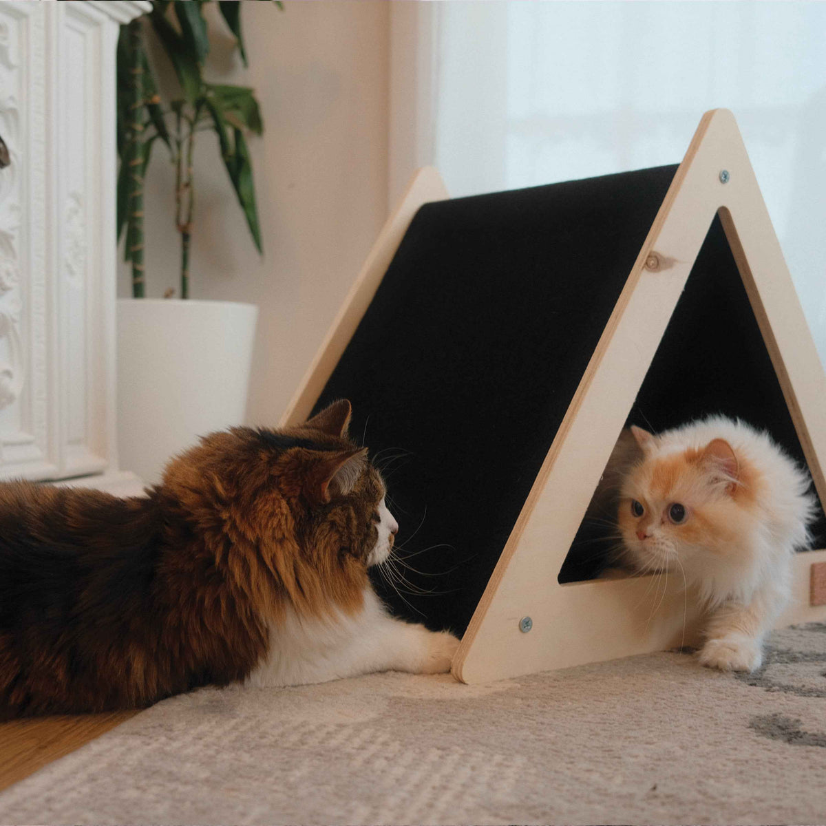 Noba Origin Scratchable Teepee Cat House