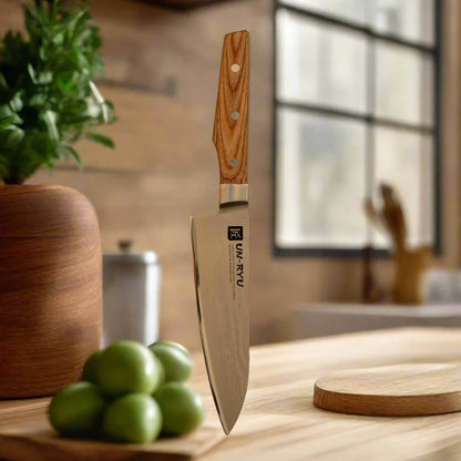 Un-Ryu VG-10 170 mm Santoku-Messer 33-lagig