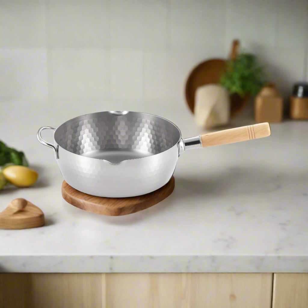 Yoshikawa Yukihira Topf 24 cm | 3,6 L Edelstahl mit Holzgriff