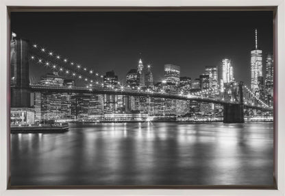 Wandkunst – MANHATTAN SKYLINE und BROOKLYN BRIDGE Idylische Nachtlandschaft