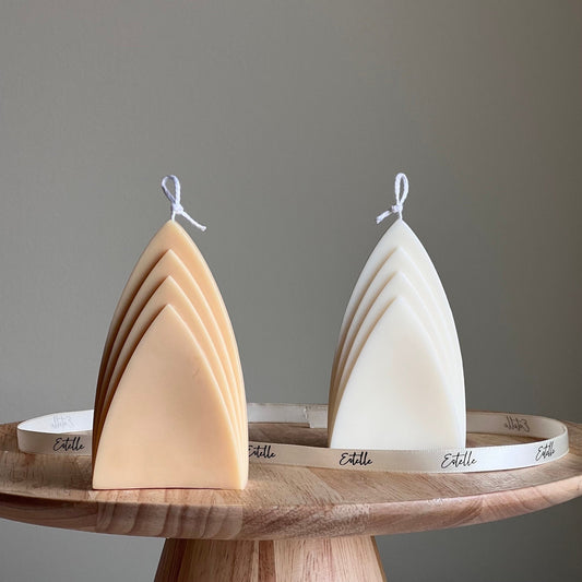 Skyscraper Kerze: Geometrische Säule, minimalistische Wohndeko, vegan