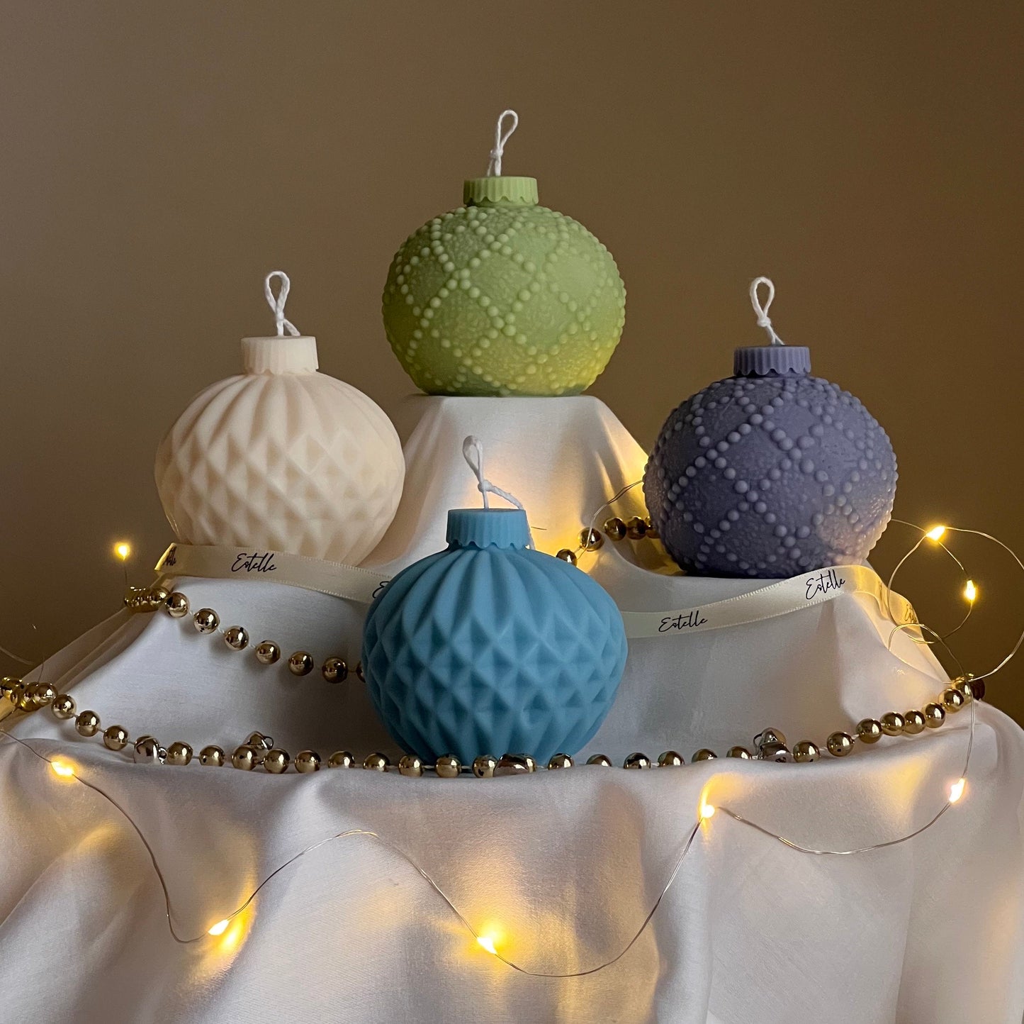 Handgemachte Weihnachtsbaumkugel Sojawachs-Kerze: Festliche Ornament-Dekoration