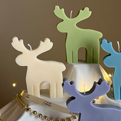 Handgemachte Rentier-Sojakerze: Weihnachtsdeko-Geschenk