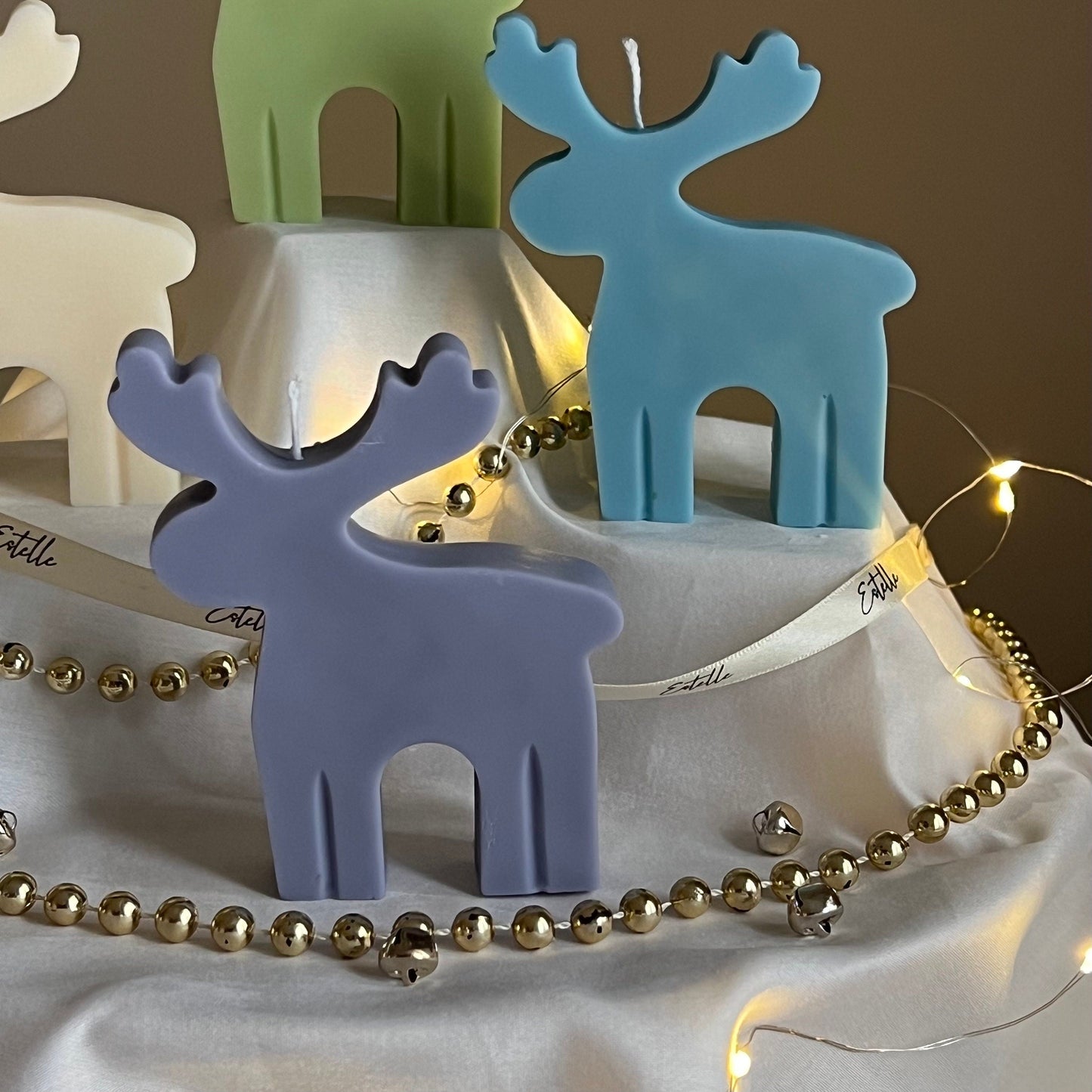 Handgemachte Rentier-Sojakerze: Weihnachtsdeko-Geschenk