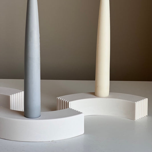 Minimalistischer Kerzenhalter aus Jesmonit: Geometrische Dekoration für Stabkerzen
