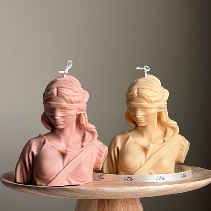 Blind Justice Sojawachs Kerze: Frauenbüste Statue Kerze