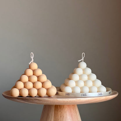 Große Blasenpyramidenkerze: Handgemachte Soja-Vegane Wohndeko