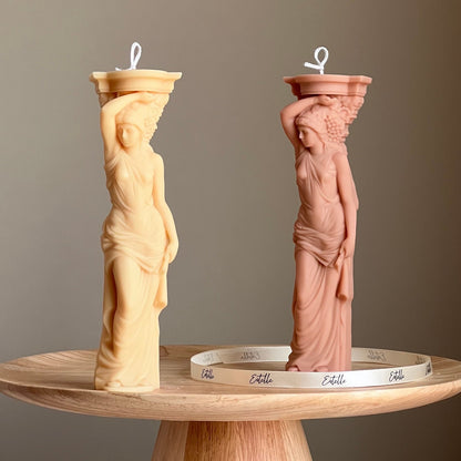Karyatiden-Sojakerze: Griechische Säulen-Frauenstatuenkerze