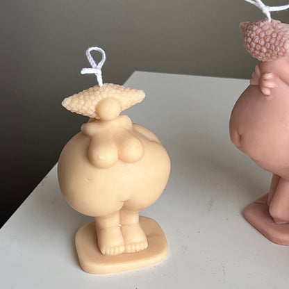 Curvy Body Sojakerze: Handgefertigte Frau Oberkörper Skulptur