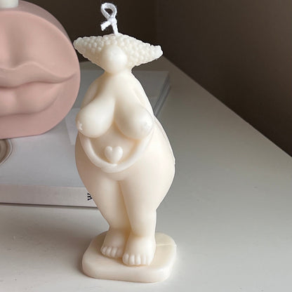 Curvy Body Sojakerze: Handgefertigte Frau Oberkörper Skulptur