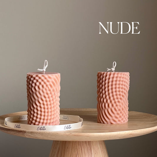 Geometrische Sojasäulenkerze: Minimalistische Heimdekoration