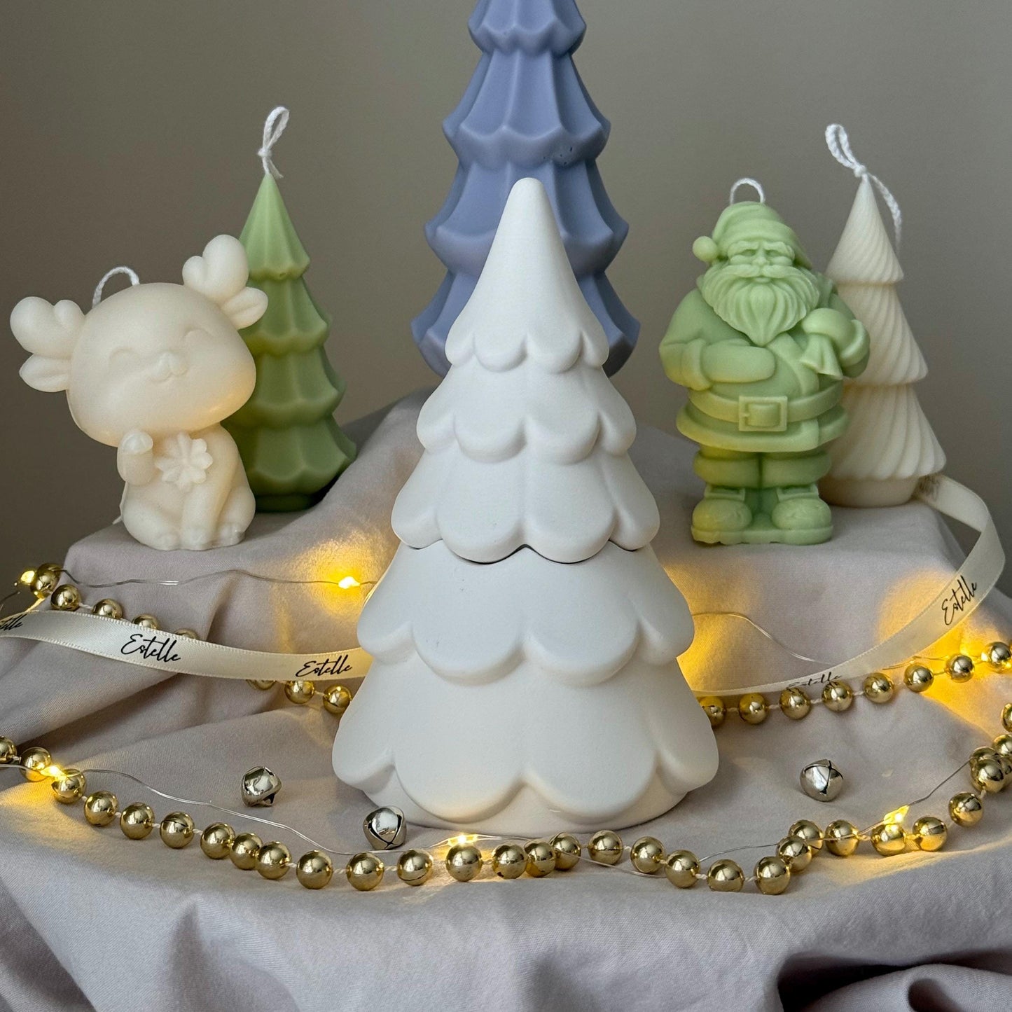 Weihnachtsbaum-Glas-Sojakerze: Handgemachtes Jesmonite-Dekor