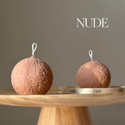 Gemusterte Kugel-Sojakerze: Handgemachte Wohndekoration, Geschenk zum Einzug