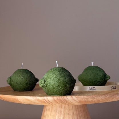 Kerze in Limettenform: Duftende Sojawachs-Säulenkerze, vegan