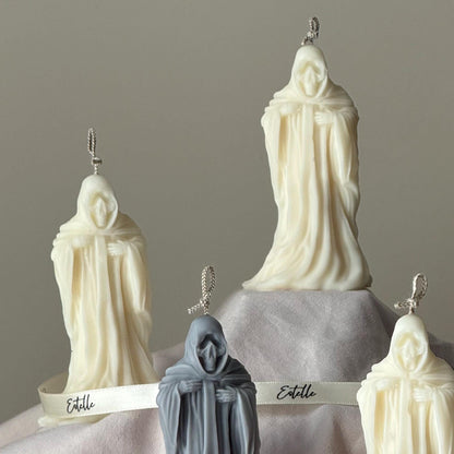 Handgemachte Geisterkerze: Gruselige Halloween-Deko, Sojawachs