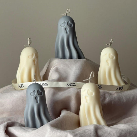 Gruselige handgemachte Geisterkerze: Halloween Sojawachs Deko