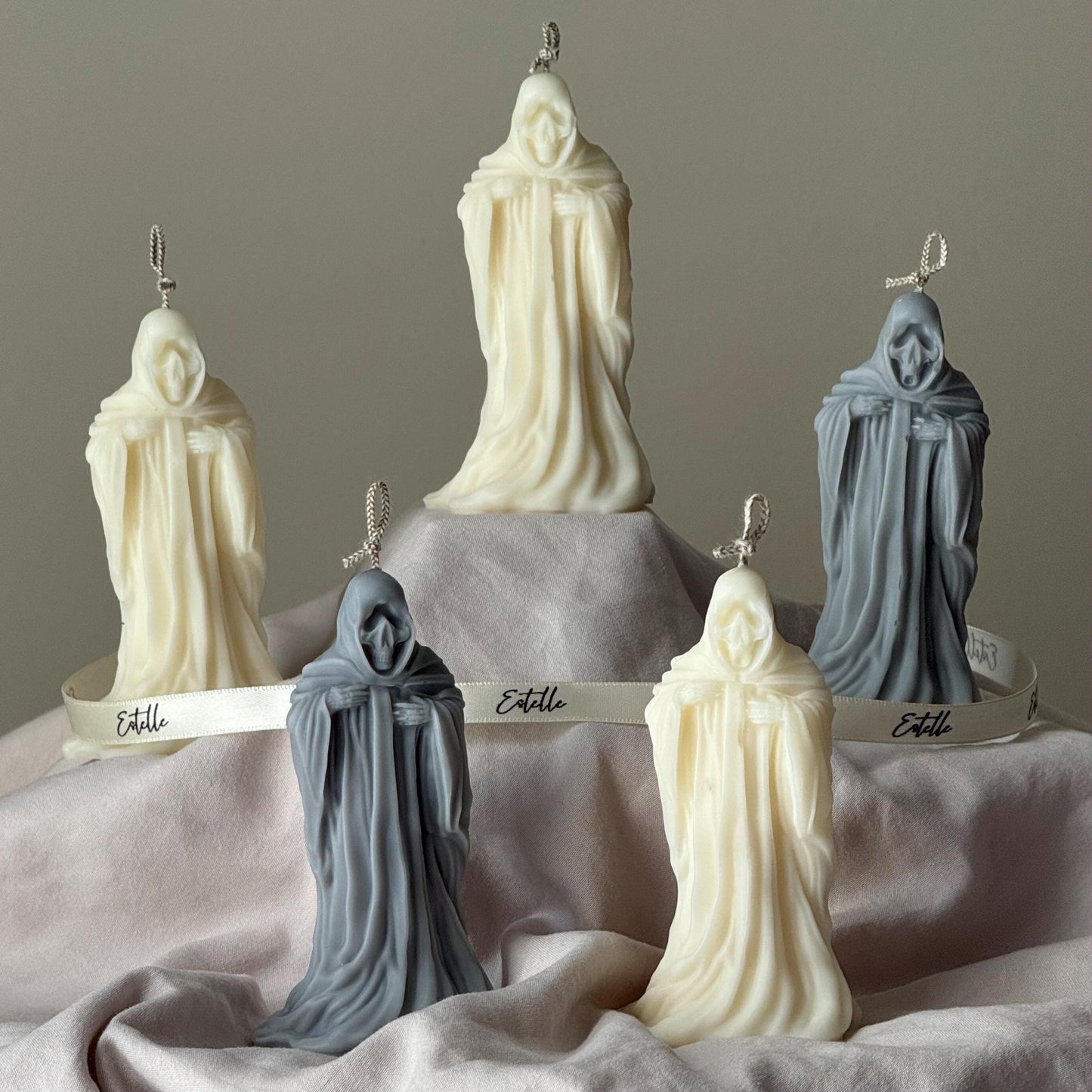 Handgemachte Geisterkerze: Gruselige Halloween-Deko, Sojawachs