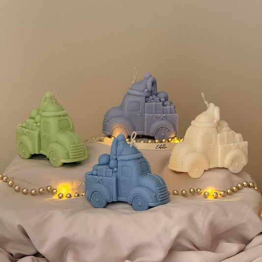 Weihnachts-Spielzeugauto-Kerze – Handgemachter Dekoartikel, Feiertags- & Weihnachtsdeko-Geschenk