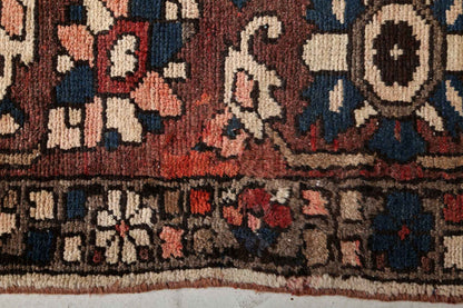 Persian Bakhtiari Rug | 9' 10" x 12' 9"
