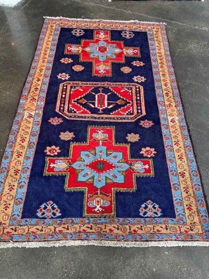 Persian Meshkin Rug | 4' 11" x 7' 10"