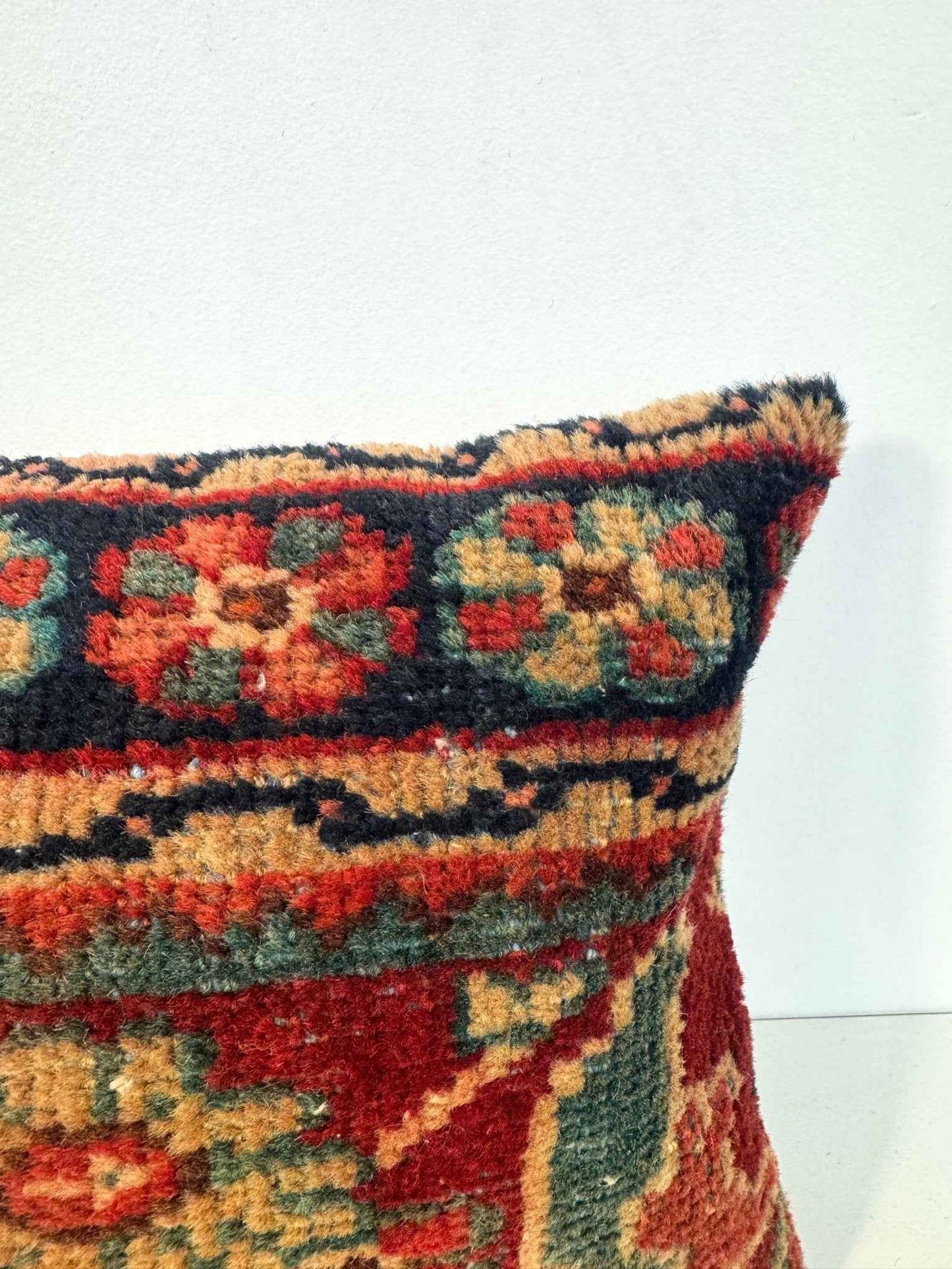 Pillow No. 028 | 12" x 18"