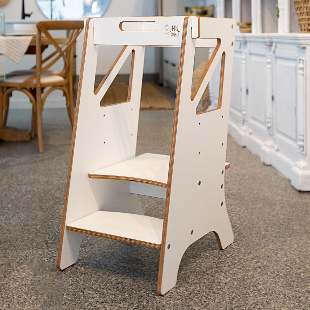 Mitwachsender Lernturm aus Holz für Kinder - Der Mini Chef