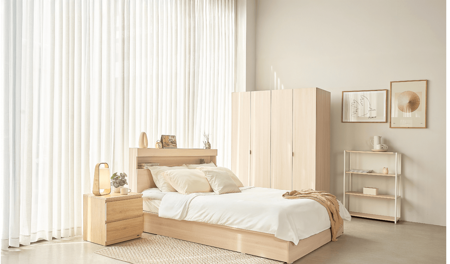 Wiener Holzbett mit Schubladen & Integrierten Steckdosen (Naturholz)